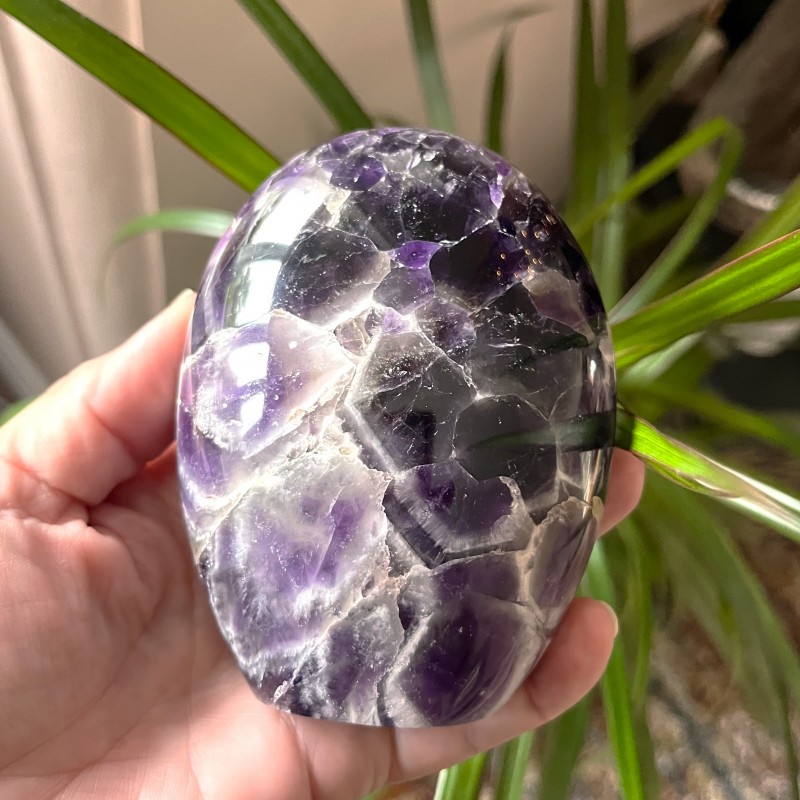 Amethyst Freeform B - 10cm