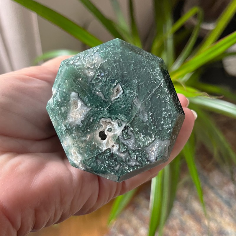 Green Moss Agate Point E 17.5cm