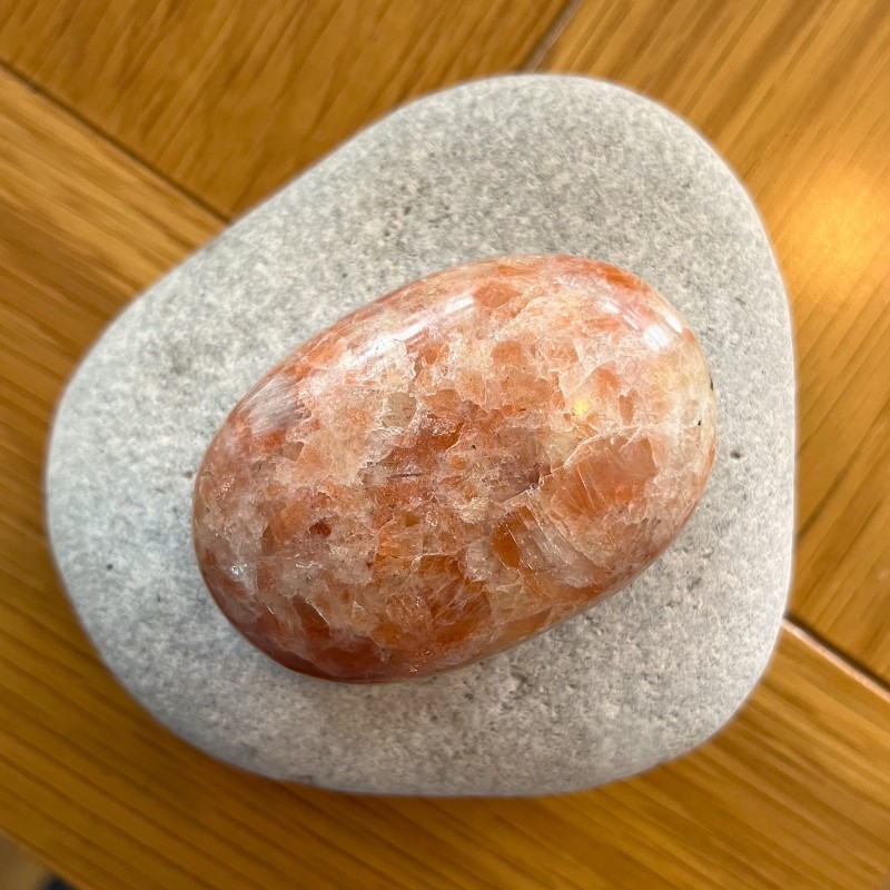 Sunstone Gallet 'F' - 6.6cm