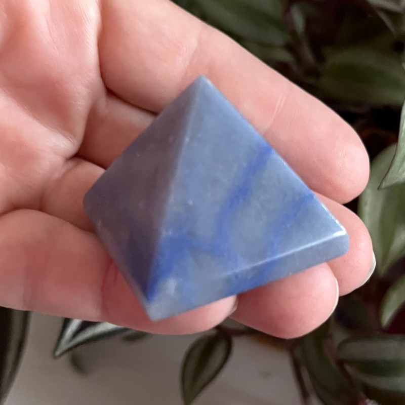 Blue Quartz Pyramids - 35mm