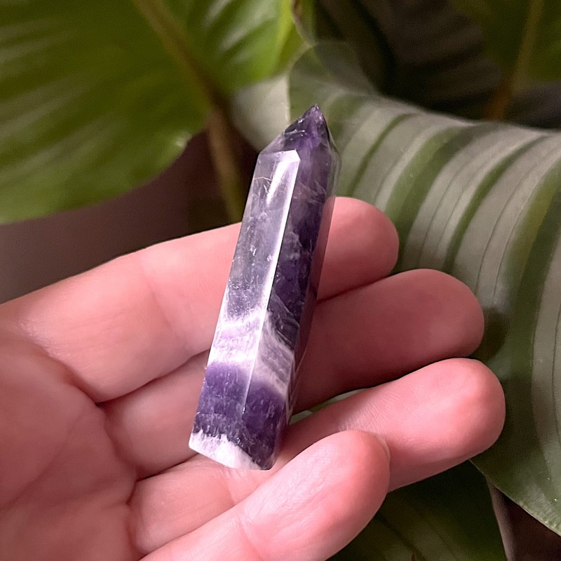 Chevron Amethyst Point C - 5.5cm