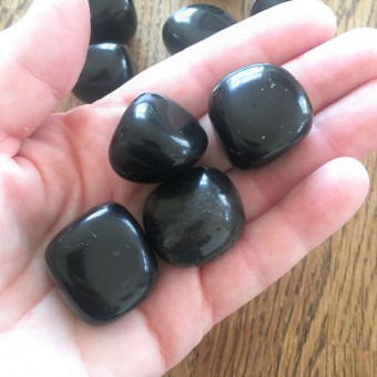 Black Obsidian Tumblestone