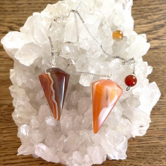 Carnelian Faceted Pendulum