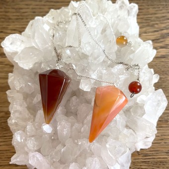 Carnelian Faceted Pendulum