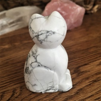 Cat - White Howlite