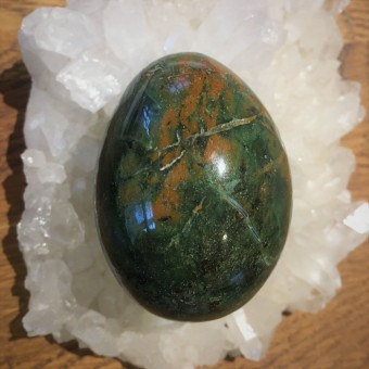 Chrysoprase Egg  'A' - 6cm