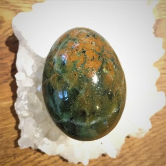 Chrysoprase Egg  'A' - 6cm