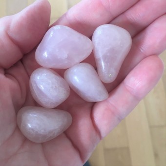 Rose Quartz Tumblestone (small)