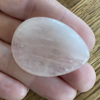 Rose Quartz Worrystone