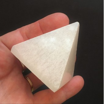 Selenite Pyramid - 5cm