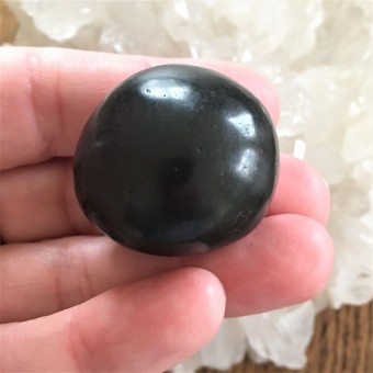 Shungite Tumblestone / Pebble 'B' - 30mm