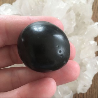 Shungite Tumblestone / Pebble 'B' - 30mm