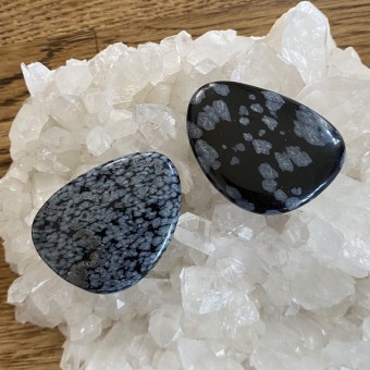 Snowflake Obsidian Thumbstone