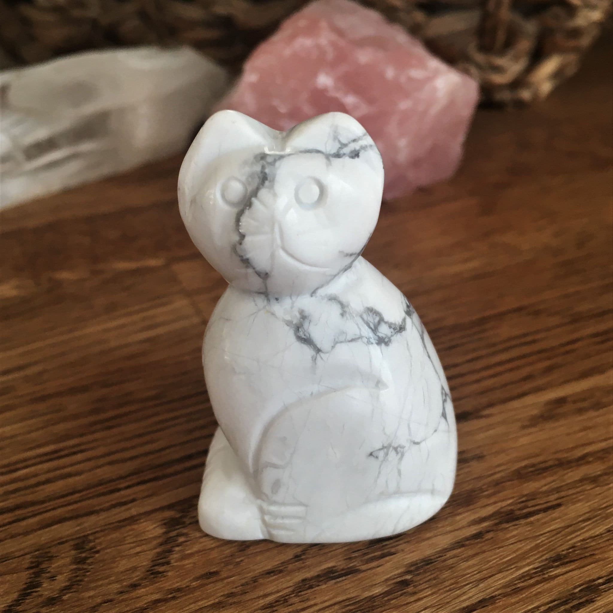 Cat - White Howlite