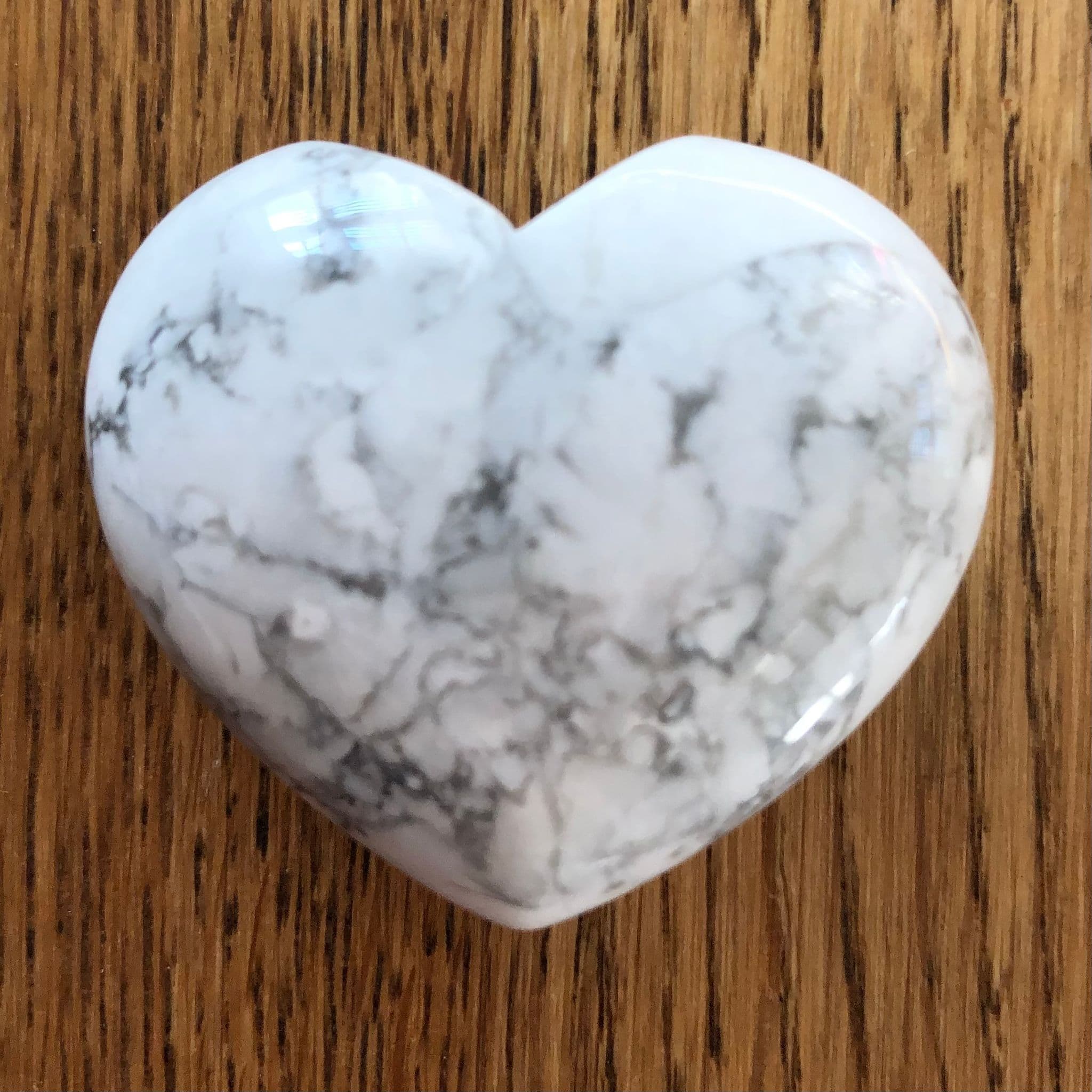 White Howlite Heart 40mm